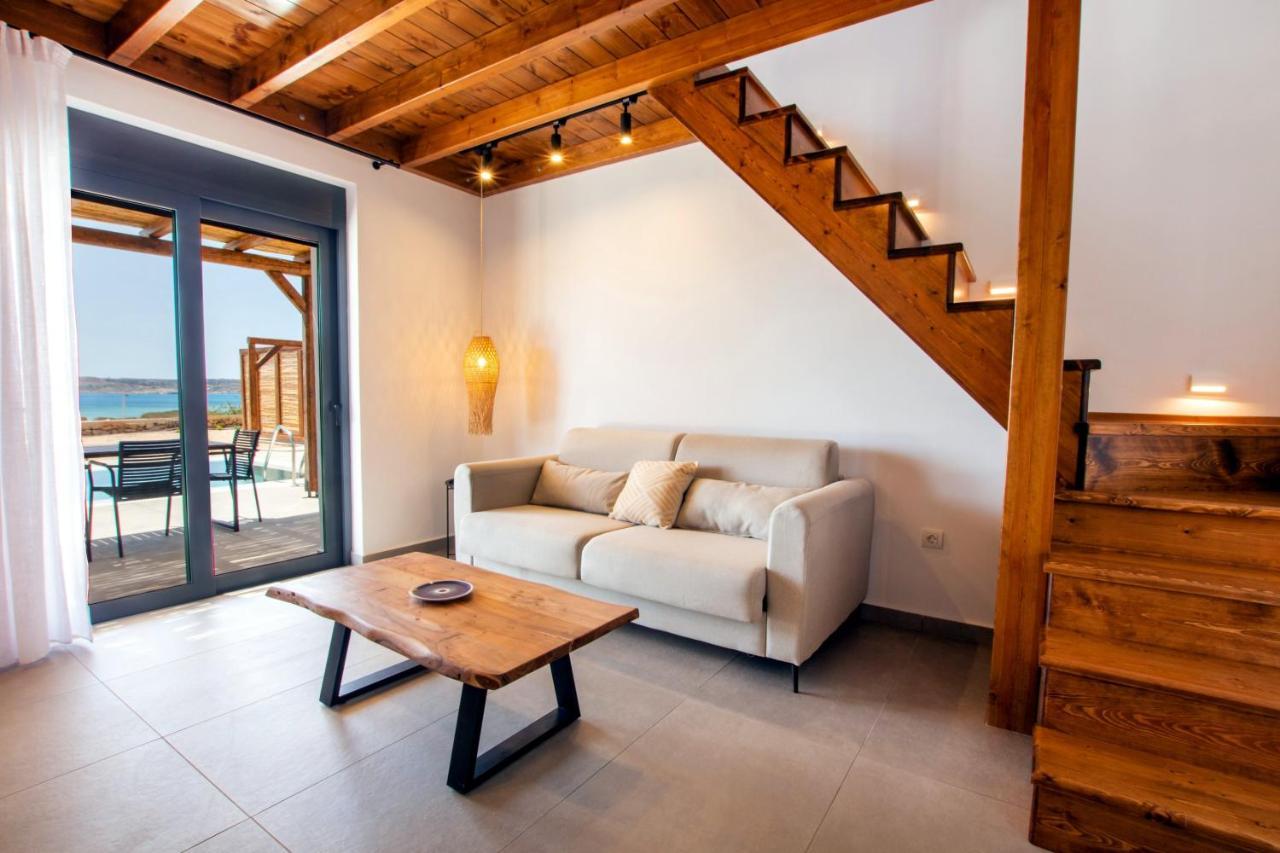 Cato Agro 3, Seafront Villa With Private Pool Afiartis Bagian luar foto