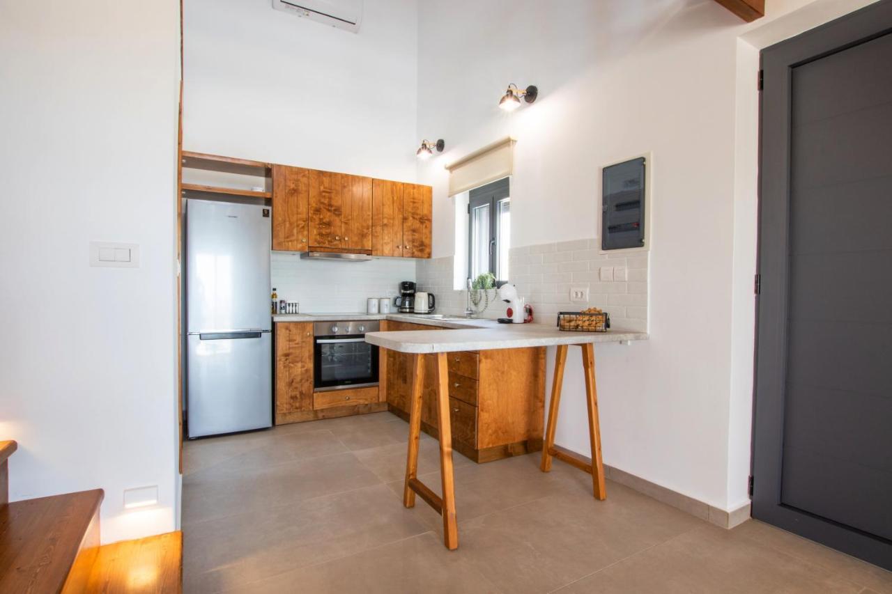 Cato Agro 3, Seafront Villa With Private Pool Afiartis Bagian luar foto